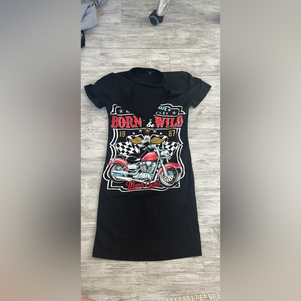 Fashion nova flattering tshirt dress